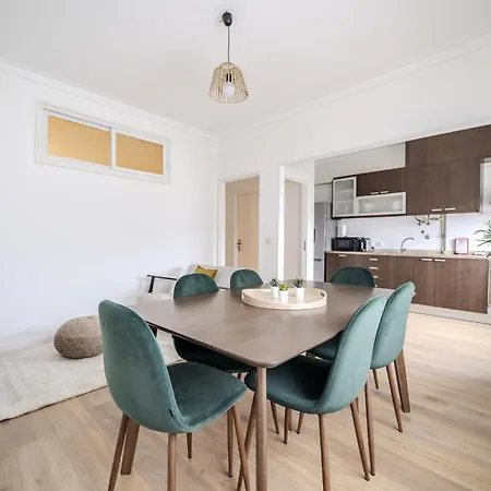 Appartement Cruz Design By House And People Braga