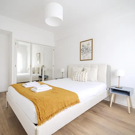Apartament Cruz Design By House And People *